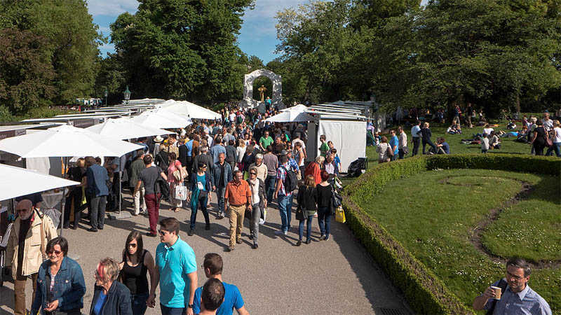 The Genuss Festival attracts thousands of visitors every year (photo © Gugerell; CC0 1.0)